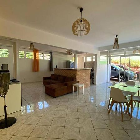 Charmant Appartement Avec Piscine 르 로베르 외부 사진
