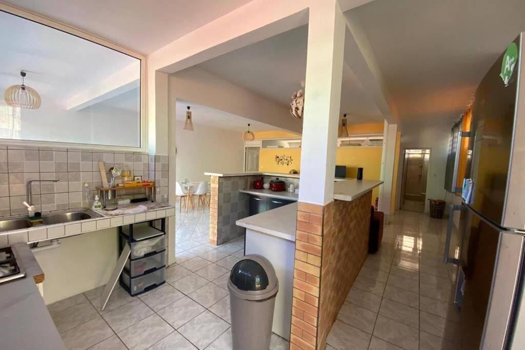 Charmant Appartement Avec Piscine 르 로베르 외부 사진